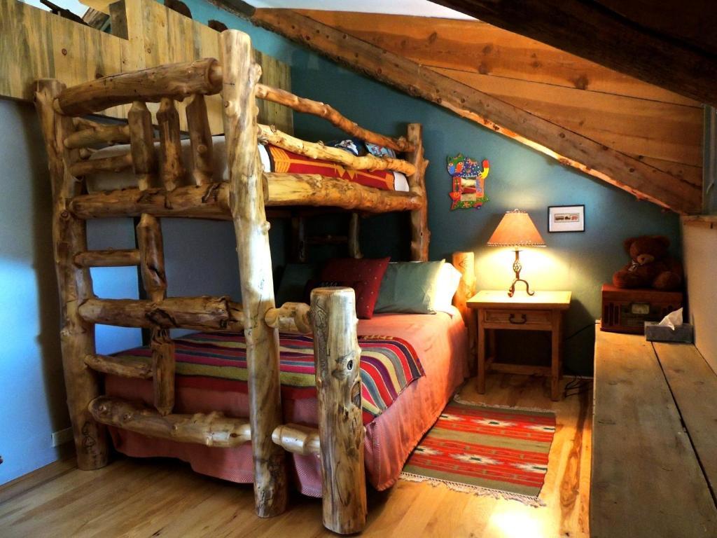 Canyon Of The Ancients Guest Ranch 2*